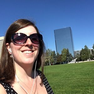 Meet your Posher, Meredith